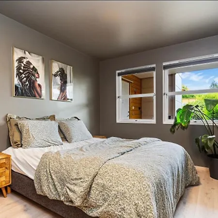 Ons 2024 Modern Apartment, 2 Bedrooms شقة ستافانجر
