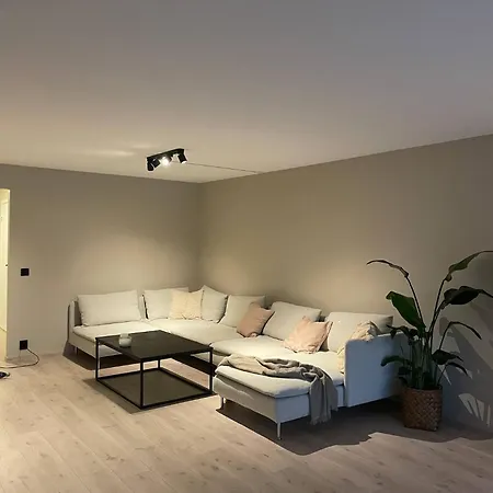 Ons 2024 Modern Apartment, 2 Bedrooms شقة ستافانجر