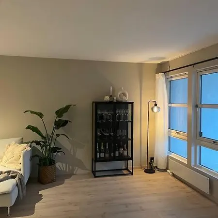 Ons 2024 Modern Apartment, 2 Bedrooms Apartment *